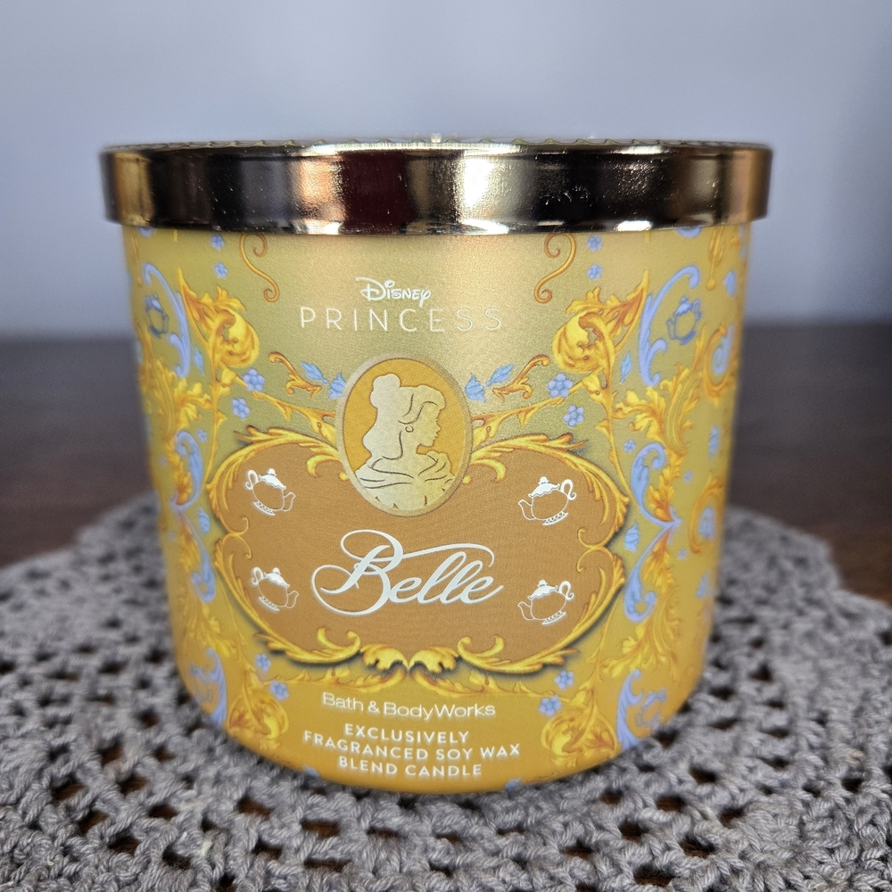 New - Disney Princess Belle Bath & Body Works Candle - Gold 14.oz 3-Wick